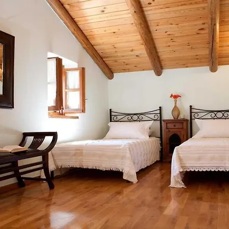 Theasis Villa Lijá