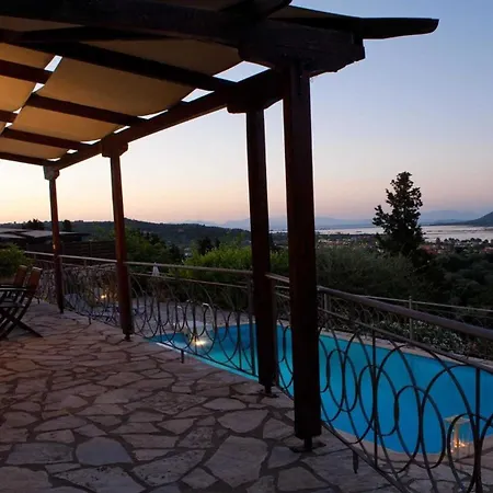 Theasis Villa Lijá